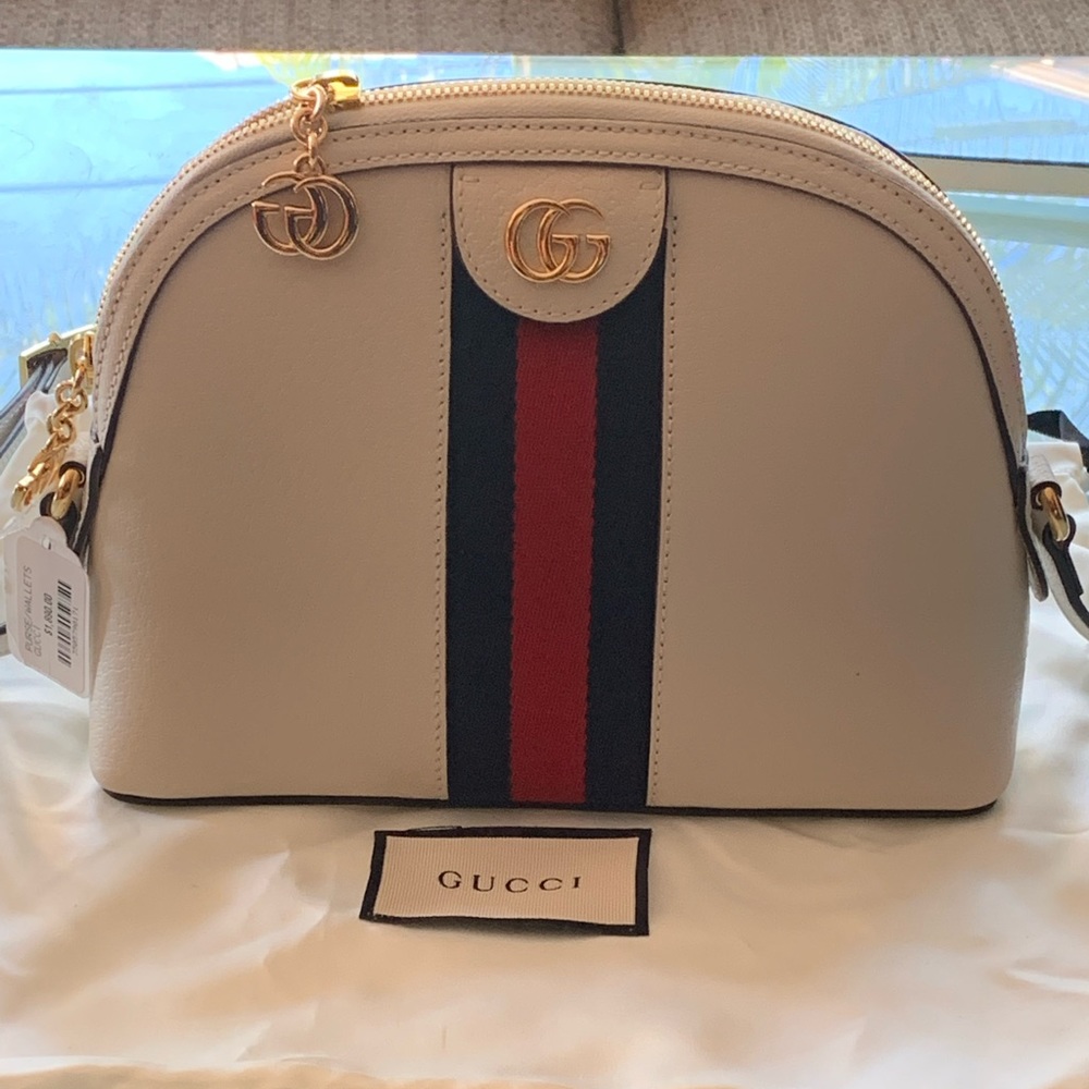 Brand new GUCCI crossbody bag.